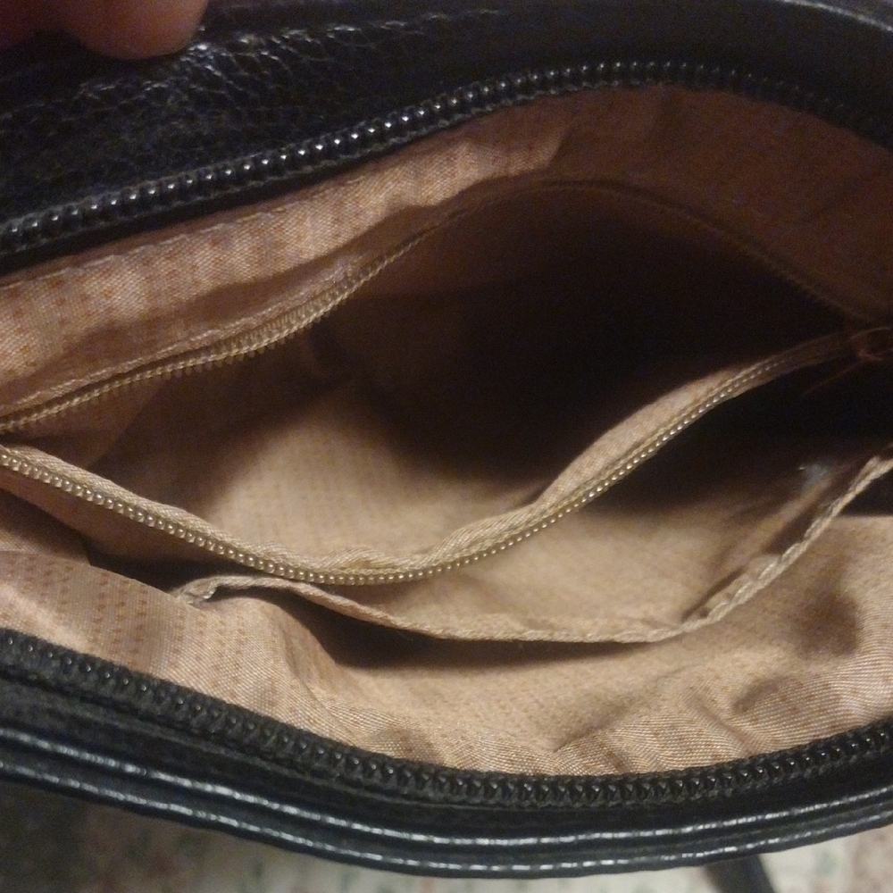 Chic Black Crossbody Bag with Striped Detail - Picture 8 of 13